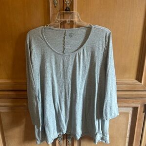 Crown & Ivy Heather Gray Women's Blouse